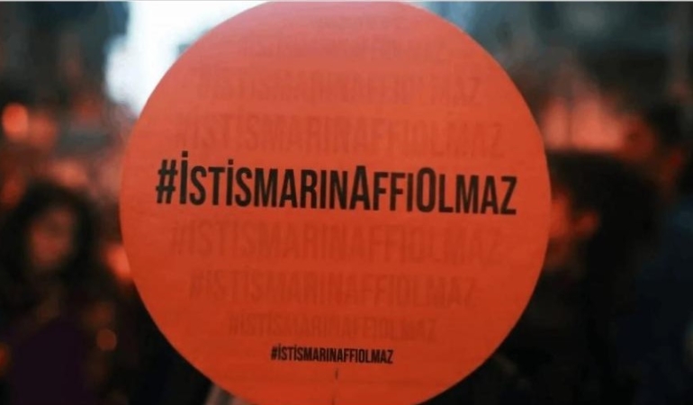 İZMİR’DE CİNSEL İSTİSMAR SKANDALI..!