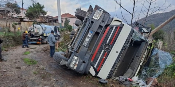 Kastamonu’da Kaza: Beton Mikseri Yan Yattı…