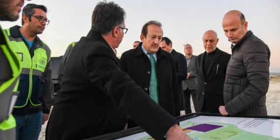 Vali Pehlivan, Şişecam Düzcam Tarsus Fabrikası İnşaatını İnceledi