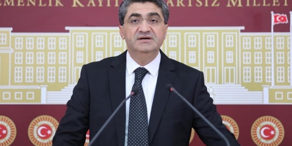 DEVA Partisi’nden Haciz Eleştirisi: “Belediyelere Darbe Vuruluyor”