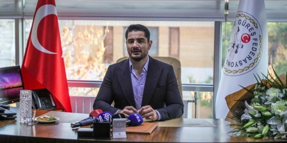 Türkiye Güreş Federasyonu Başkanı Taha Akgül, göreve başladı