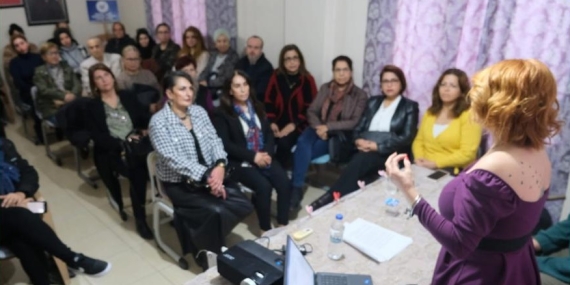 Tarsus’ta Kadınlara Yönelik Şiddetle Mücadele Konulu Seminer Yapıldı