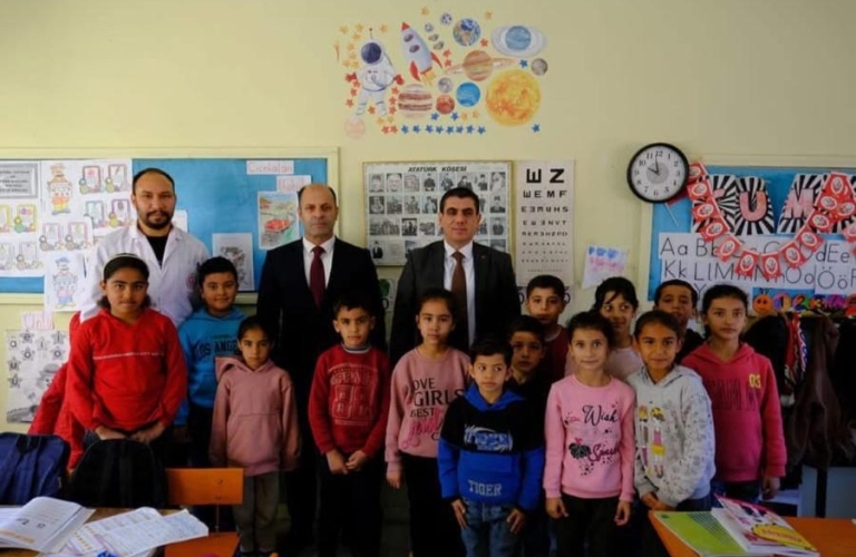 Birecik Kaymakamı Kırsal Okulları Ziyaret Ederek İncelemelerde Bulundu