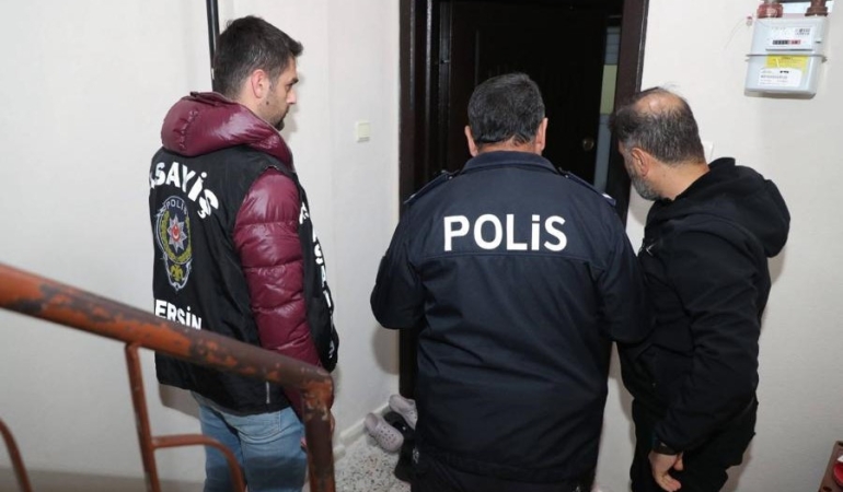 Hırsızlık Suçundan Aranan 27 Firari Yakalandı!