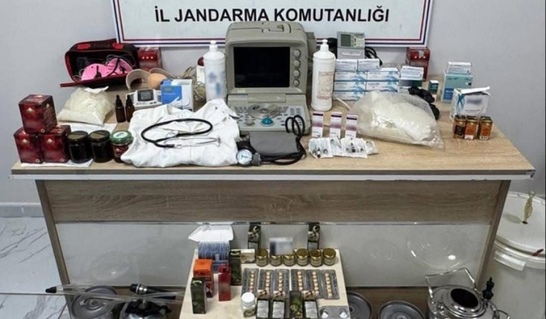 Mersin’de Yetkisiz Doktora Jandarma Operasyonu