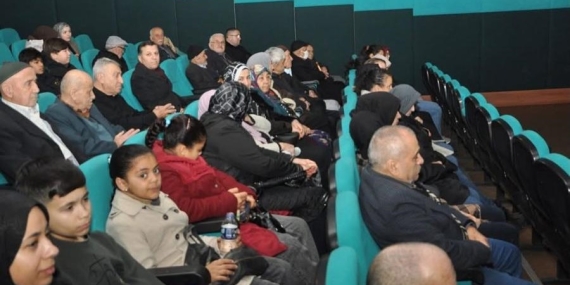 Karabük’te Huzurevi ve Çocuklar Birlikte ‘Akıldan Kalbe’ Filmini İzledi