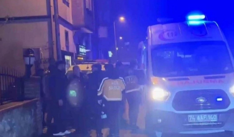 Hamile Sevgilisinin Eve Aldığı Erkeği Darp Ettiler