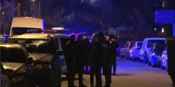 Kahvehanede Tüfekli Çatışma..!