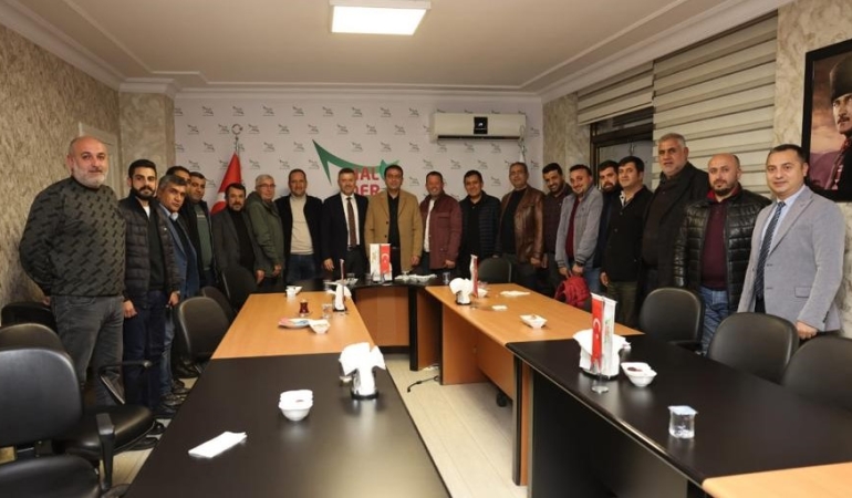 Mersin’de Meyve-Sebze Sektörünün Sorunları Masaya Yatırıldı