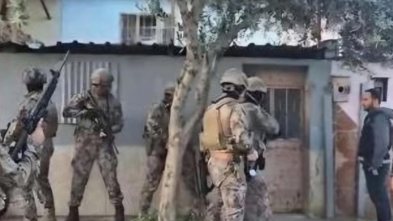 İzmir Merkezli DEAŞ Operasyonunda Tutuklamalar..!