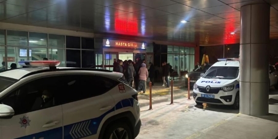 İzmir’de Gerilim: Parkta Bıçaklar Çekildi, 7 Yaralı