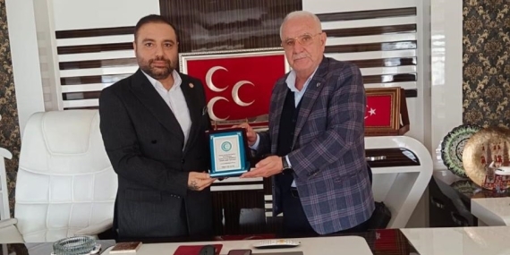 Ferhat Aydoğan’dan Beşir Tatar’a Anlamlı Ziyaret ve Onur Plaketi