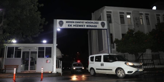 Mersin Polisi Suçlulara Göz Açtırmıyor: 71 Şahıs Yakalandı