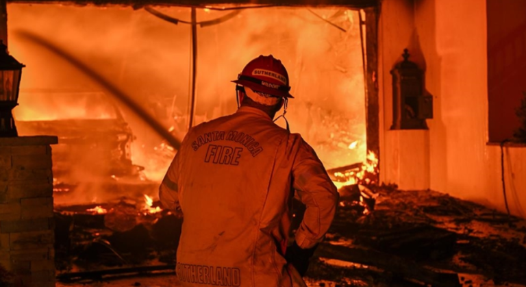 Los Angeles’ta Dev Yangınlar: 16 Can Kaybı ve Büyük Hasar