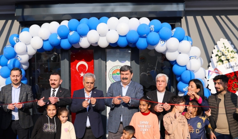 Toroslar’ın İlk Okuma Salonu ve Kütüphanesi Açıldı