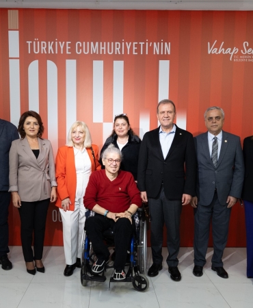 17371921221928596507