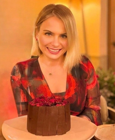 17389544001714670516