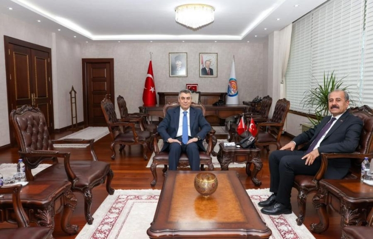 Mersin’de İşbirliği ve Kalkınma Gündemi: Vali Toros, Konuklarını Ağırladı