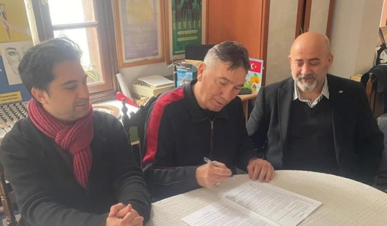 Mersin’den Türkiye’ye: Ercan Güneş’in Yeni Kitabı Okuyucuyla Buluşuyor