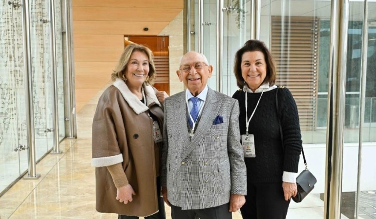 Gebze’deki MG International Tesisinde Diplomatik Ziyaret: Kokular ve İnovasyon Buluştu