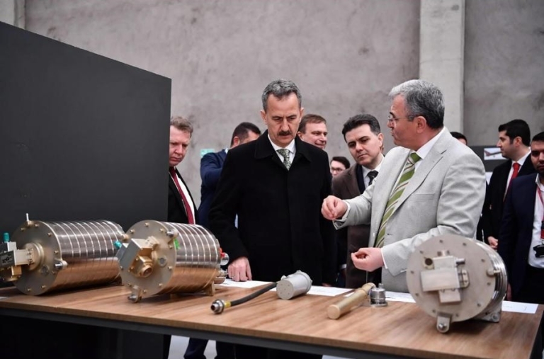 Ayruz Teknoloji ve TOMTAŞ Havacılık’a Önemli Ziyaret! Haluk Görgün Kayseri’de
