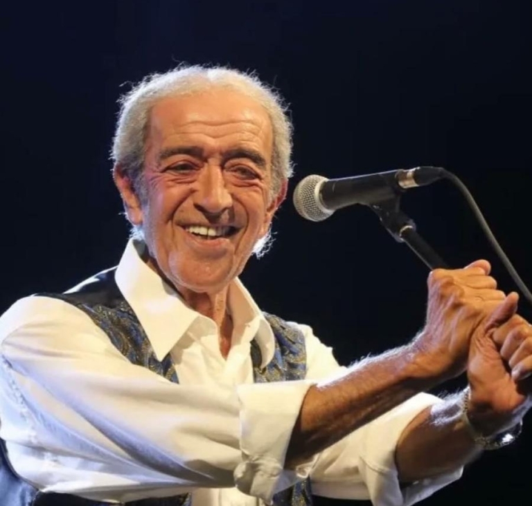 Türk Müziğinin Usta Sanatçısı Edip Akbayram Hayata Veda Etti