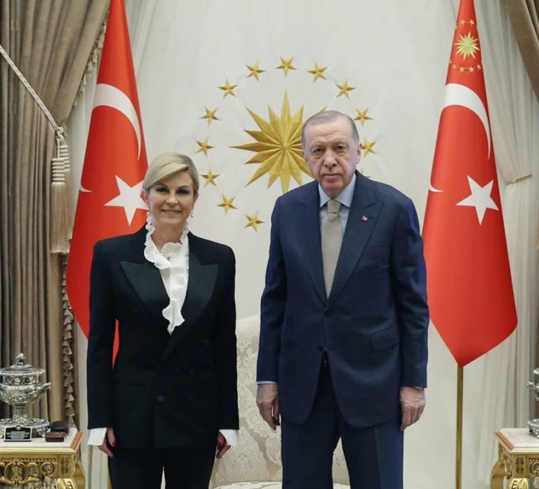 Külliye’de Sürpriz Buluşma: Erdoğan, Grabar-Kitarović ile Görüştü
