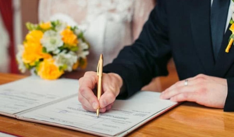 Evlenme Çağında 19,5 Milyon Bekâr: Evlilik Oranları Neden Düşüyor?