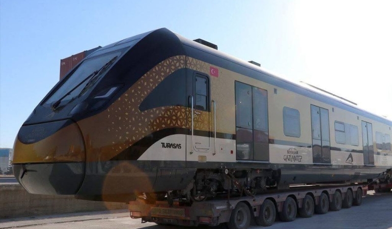 Gaziantep’te Ulaşımda Devrim: Milli Banliyö Treni Hizmete Hazır