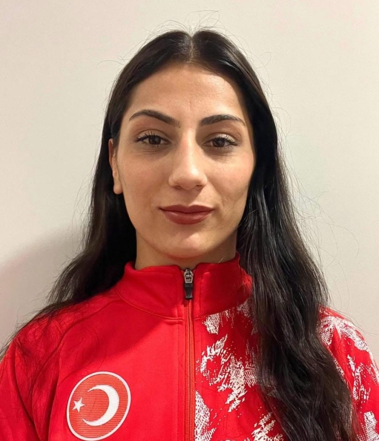 Milli Sporcu Hatice Nur Sarı Avrupa Üçüncüsü Olarak Gururlandırdı!