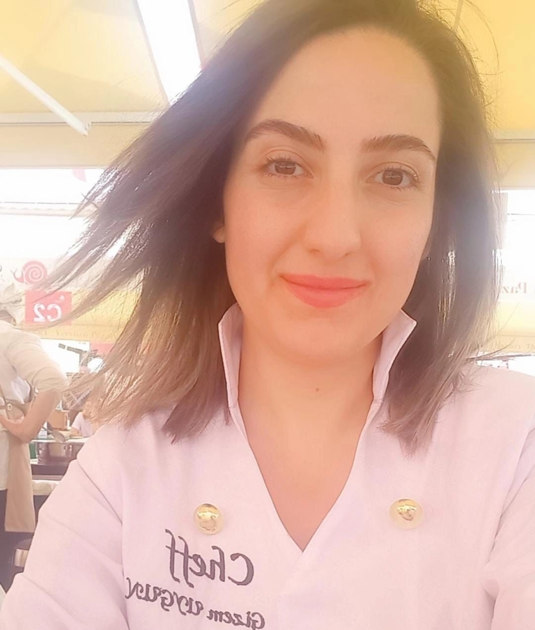 Mersin’de Sağlıklı Beslenmenin Yeni Adresi: Cheff Gizem Uygun’un Glütensiz Mutfağı