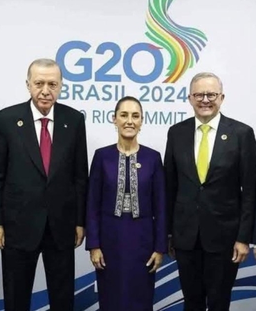 17421256991429332178