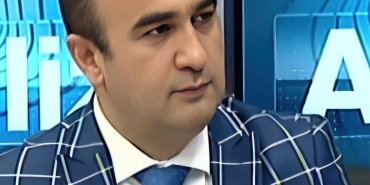 17424146961656469876