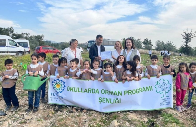 Mersin’de 18 Mart’ta Şehitler İçin Çevreye Katkı: 200 Fidan Dikildi