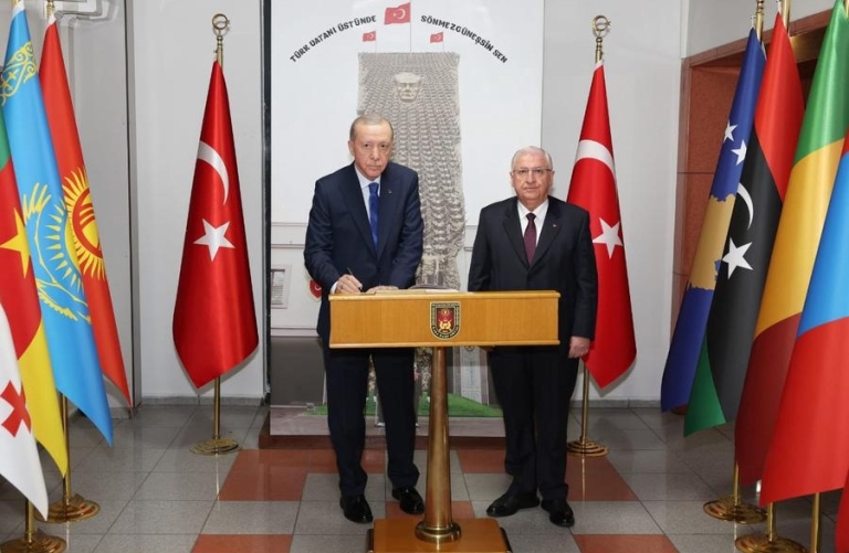 Cumhurbaşkanı Erdoğan, Kara Harp Okulunda Genç Subaylarla İftar Yemeğinde Buluştu