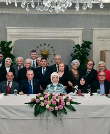 17424173601424923603