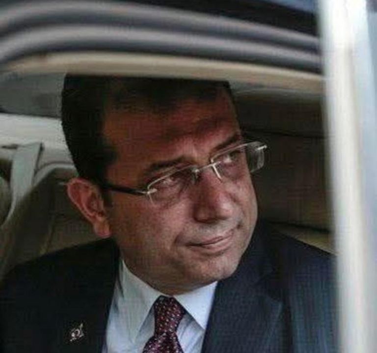 Ekrem İmamoğlu’nun Gözaltına Alınmasının Ardındaki Terör ve Yolsuzluk İddiaları