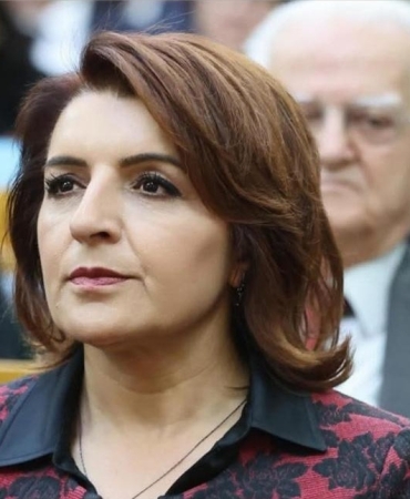 17425026762014594352