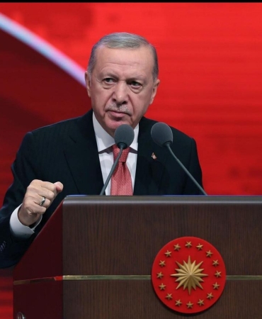 17425854881726074747