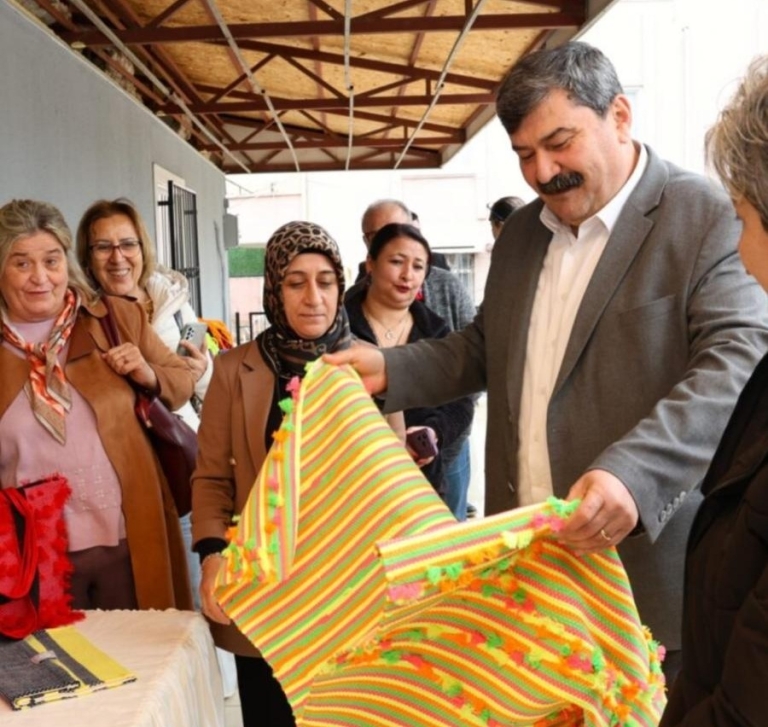 Toroslar’da Kadınlardan Çevre Dostu Ürünler: İleri Dönüşüm Projesi Hayata Geçti!