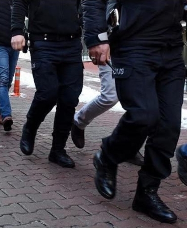 17427622721042330016