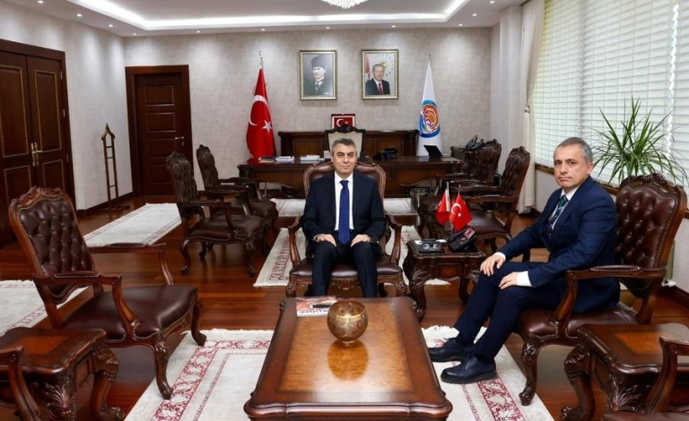 İş Birliği Mesajı: Başkan Çenet ve Vali Toros Bir Araya Geldi