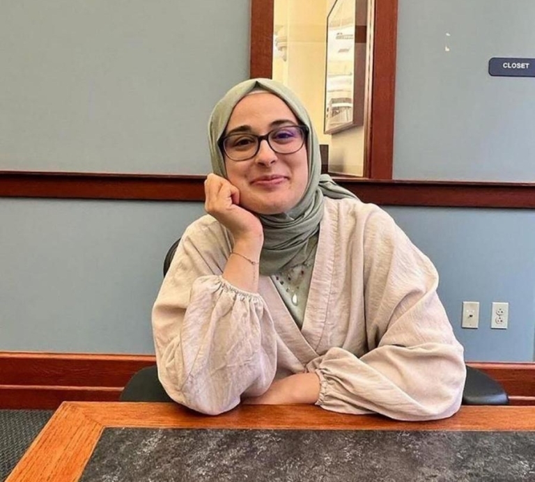 Tuft Üniversitesi’nde Hukuksuz Gözaltı: Rümeysa Öztürk’e Yapılan Muamele Tepki Çekti