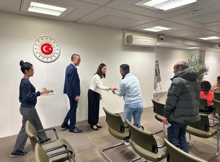 Başkonsoloslukta Bayramlaşma Etkinliği: Vatandaşlar Bir Araya Geldi