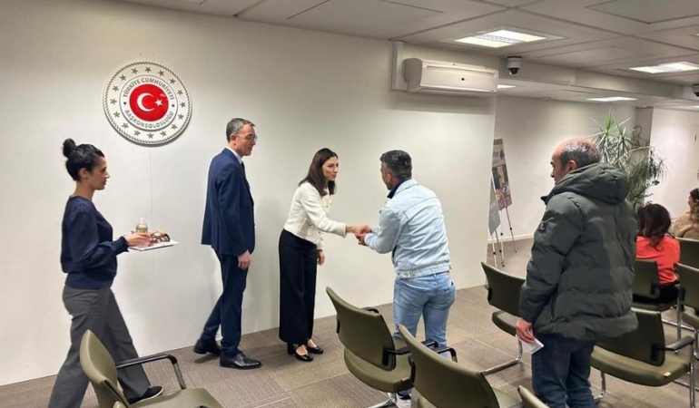 17435407451366710652