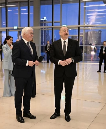 17437063221373066532