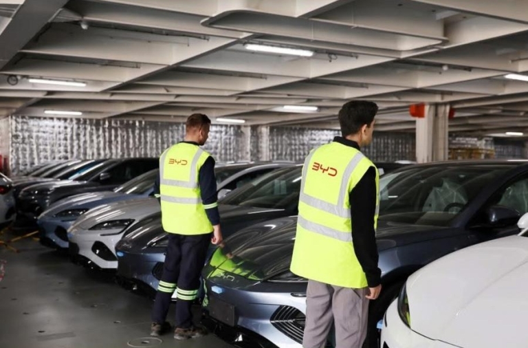 7 Bin Araçlık Dev Gemi İskenderun’da! 39 Günlük Yolculuk Sona Erdi