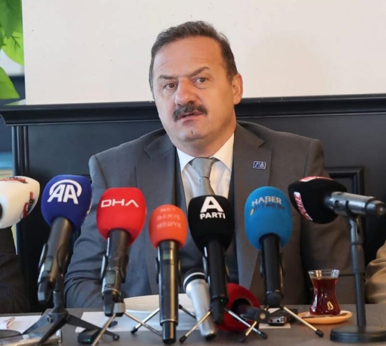 Anahtar Parti 5 Ayda Sahaya İndi: “Her İlde Varız, Her Yerdeyiz”