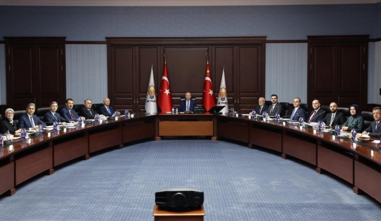 Cumhurbaşkanı Erdoğan, Yeni Dönem Stratejilerini MYK Toplantısında Görüştü