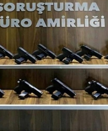 17443146661602296963